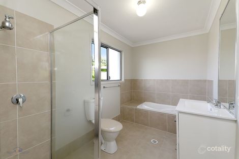 Property photo of 1/24 Faraday Crescent Pacific Pines QLD 4211