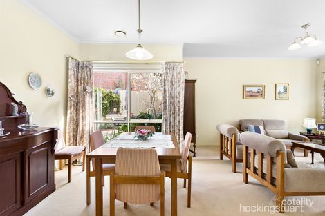 Property photo of 30 Hutchinson Drive Kew VIC 3101