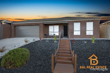 Property photo of 18 Toolern Waters Drive Weir Views VIC 3338