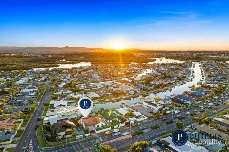 Property photo of 100 Oxley Drive Paradise Point QLD 4216