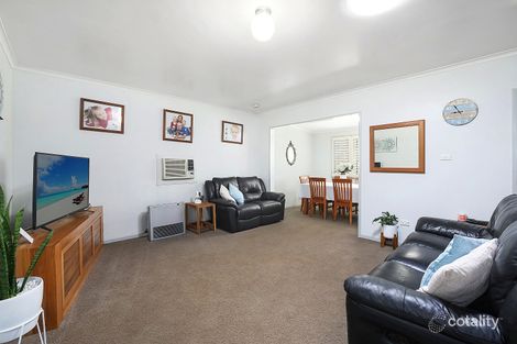 Property photo of 40 Albatross Road Berkeley Vale NSW 2261
