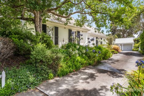 25 Queens Rd, Newtown, VIC 3220