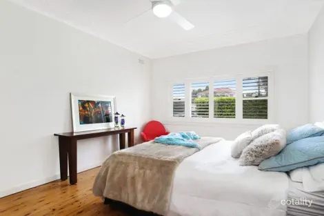 Property photo of 53 Hinkler Street Maroubra NSW 2035