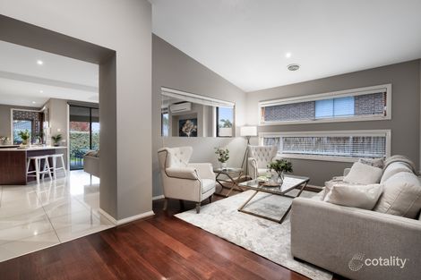 Property photo of 5 Embling Street Berwick VIC 3806
