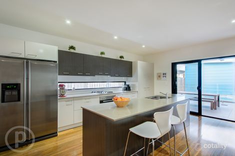 Property photo of 11 Herbert Street Scarborough QLD 4020