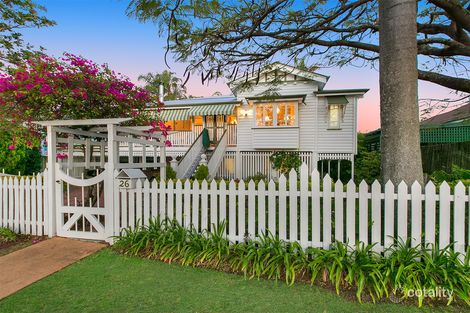 26 Rhyndarra St, Yeronga, QLD 4104