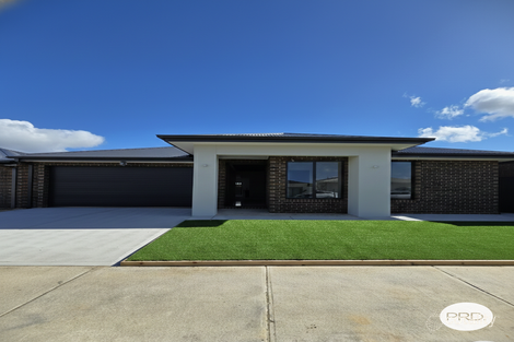 Property photo of 63 Carrera Crescent Clyde VIC 3978