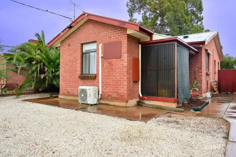 Property photo of 10 Dennis Street Whyalla Stuart SA 5608