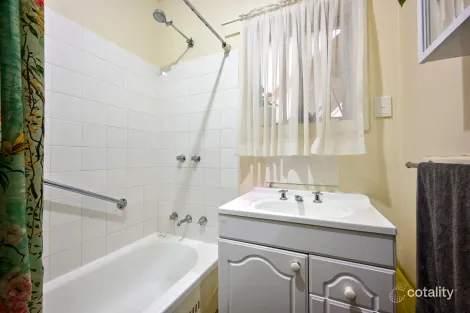 Property photo of 10 Dennis Street Whyalla Stuart SA 5608