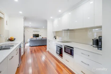 Property photo of 4 Nancy Place Orange NSW 2800