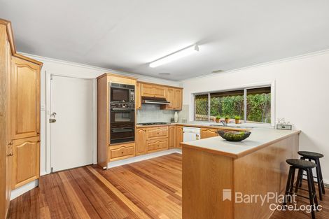 Property photo of 18 Latrobe Street Bulleen VIC 3105