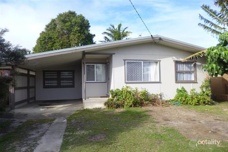 Property photo of 36 Fifth Avenue Palm Beach QLD 4221