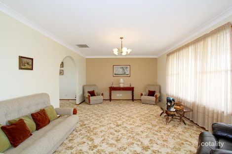 Property photo of 44 Grant Street Hillvue NSW 2340