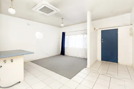 Property photo of 10/635-637 South Road Black Forest SA 5035