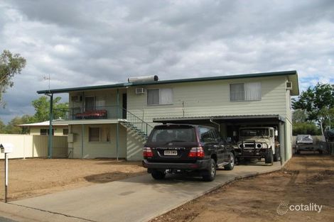 Property photo of 8 Suncross Place Emerald QLD 4720