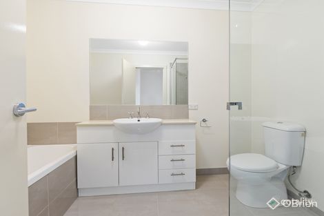 Property photo of 4 Kai Close Caroline Springs VIC 3023