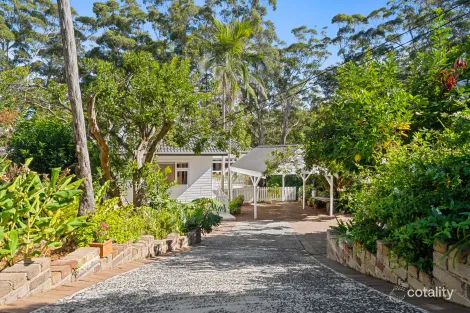 Property photo of 16 Bellevue Crescent North Avoca NSW 2260