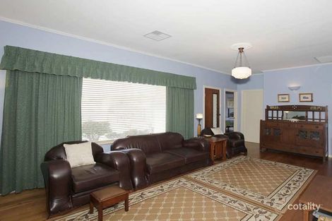 Property photo of 1 Taunton Parade Christies Beach SA 5165