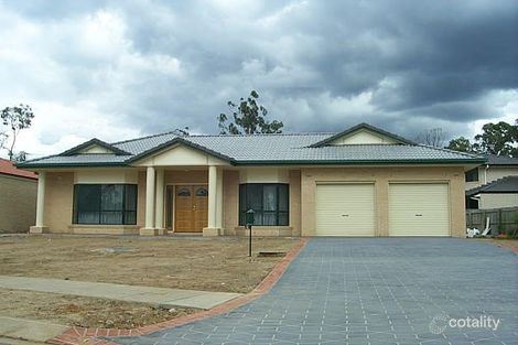 3 Central St, Forest Lake, QLD 4078