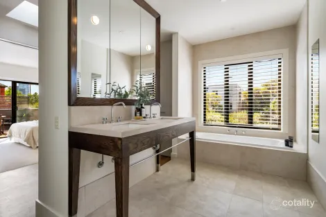 Property photo of 10 Osborne Street South Yarra VIC 3141