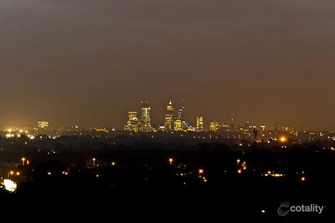 Property photo of 17 Hilltop Place Kelmscott WA 6111