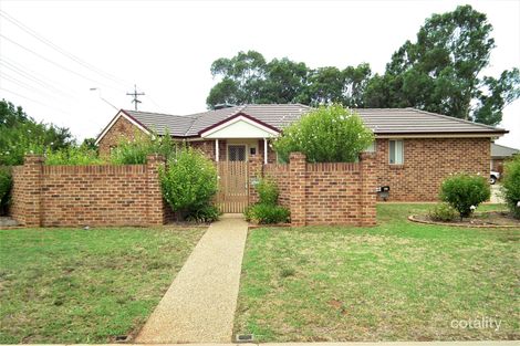 Property photo of 1/1 Ritchie Close Griffith NSW 2680