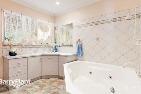 Property photo of 7 Benanee Drive Frankston VIC 3199
