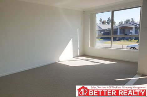 Property photo of 14 Mullumbimby Avenue Hoxton Park NSW 2171