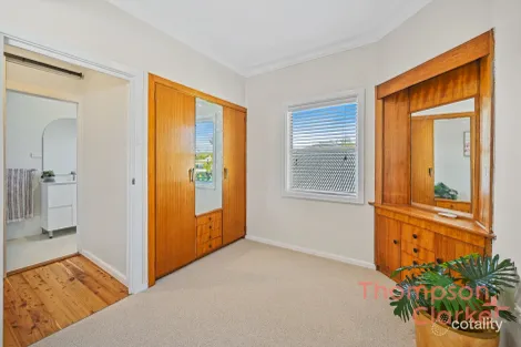 Property photo of 7 Burgess Parade Tarro NSW 2322