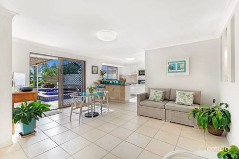 Property photo of 17 McIlwain Drive Mermaid Waters QLD 4218
