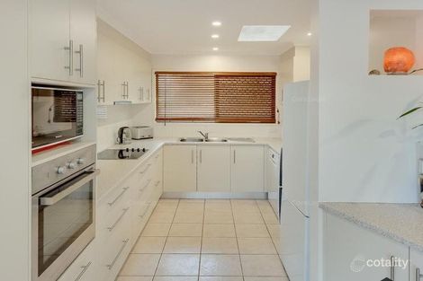 Property photo of 4 Oceanic Drive Warana QLD 4575