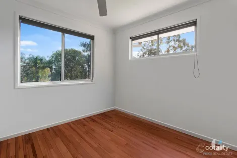 Property photo of 4 Barret Street Flinders View QLD 4305