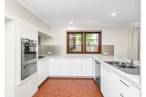 16 Helm St, Mount Pleasant, WA 6153