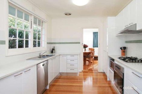 Property photo of 9 Sutcliffe Court Highton VIC 3216