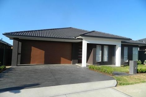 23 Montague Dr, Jordan Springs, NSW 2747