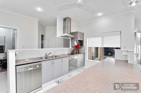 Property photo of 81 Michaelangelo Drive Redlynch QLD 4870