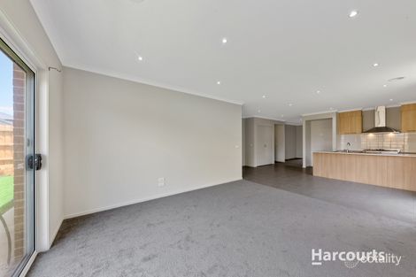 Property photo of 10 Fowler Place Aintree VIC 3336