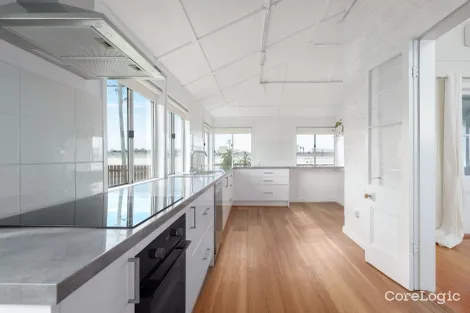 Property photo of 9 Dent Lane Gympie QLD 4570