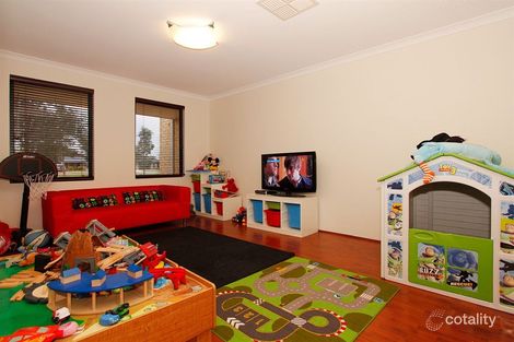 Property photo of 23 Blue Mountain Circuit Aubin Grove WA 6164