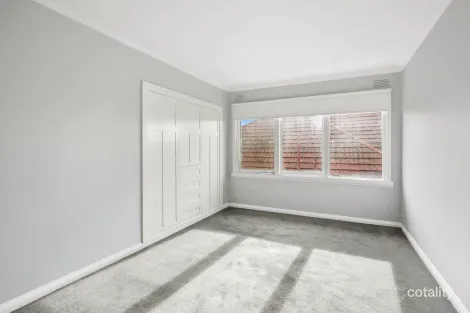 Property photo of 1/33 The Esplanade Geelong VIC 3220
