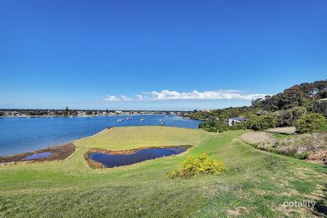 Property photo of 10 Cabarita Point Kalimna VIC 3909