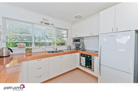 Property photo of 2 Nimala Street Rosny TAS 7018