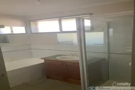 Property photo of 26 Euroa Avenue Berwick VIC 3806