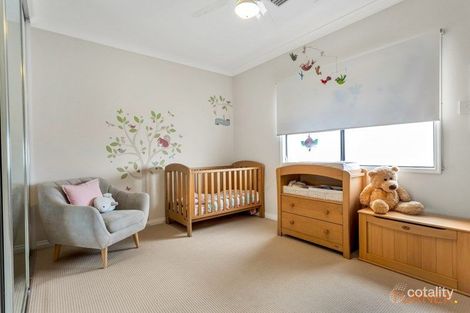 27 Riverbank Cct, Campbelltown, SA 5074