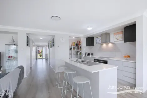 Property photo of 18 Weaber Street Clontarf QLD 4019