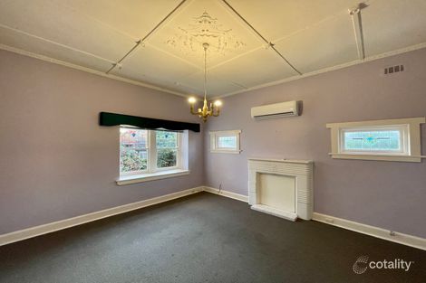 Property photo of 14 Orrong Crescent Caulfield North VIC 3161