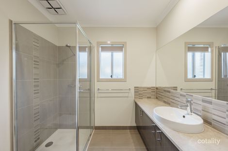 Property photo of 22 Tilia Drive Cranbourne North VIC 3977