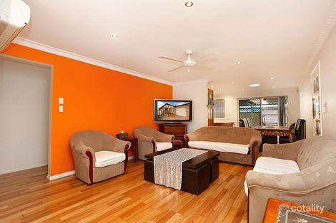 Property photo of 2/6-7 Iona Place Bass Hill NSW 2197