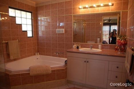 Property photo of 15 Carnoustie Place Carindale QLD 4152