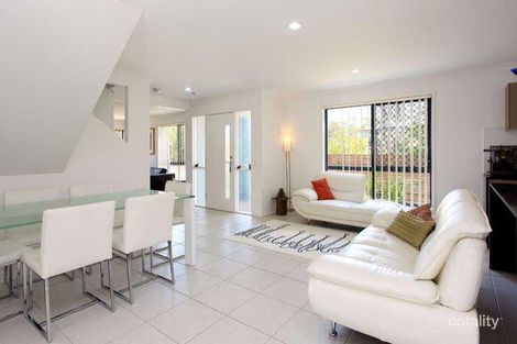 Property photo of 25 Lachlan Drive Wakerley QLD 4154